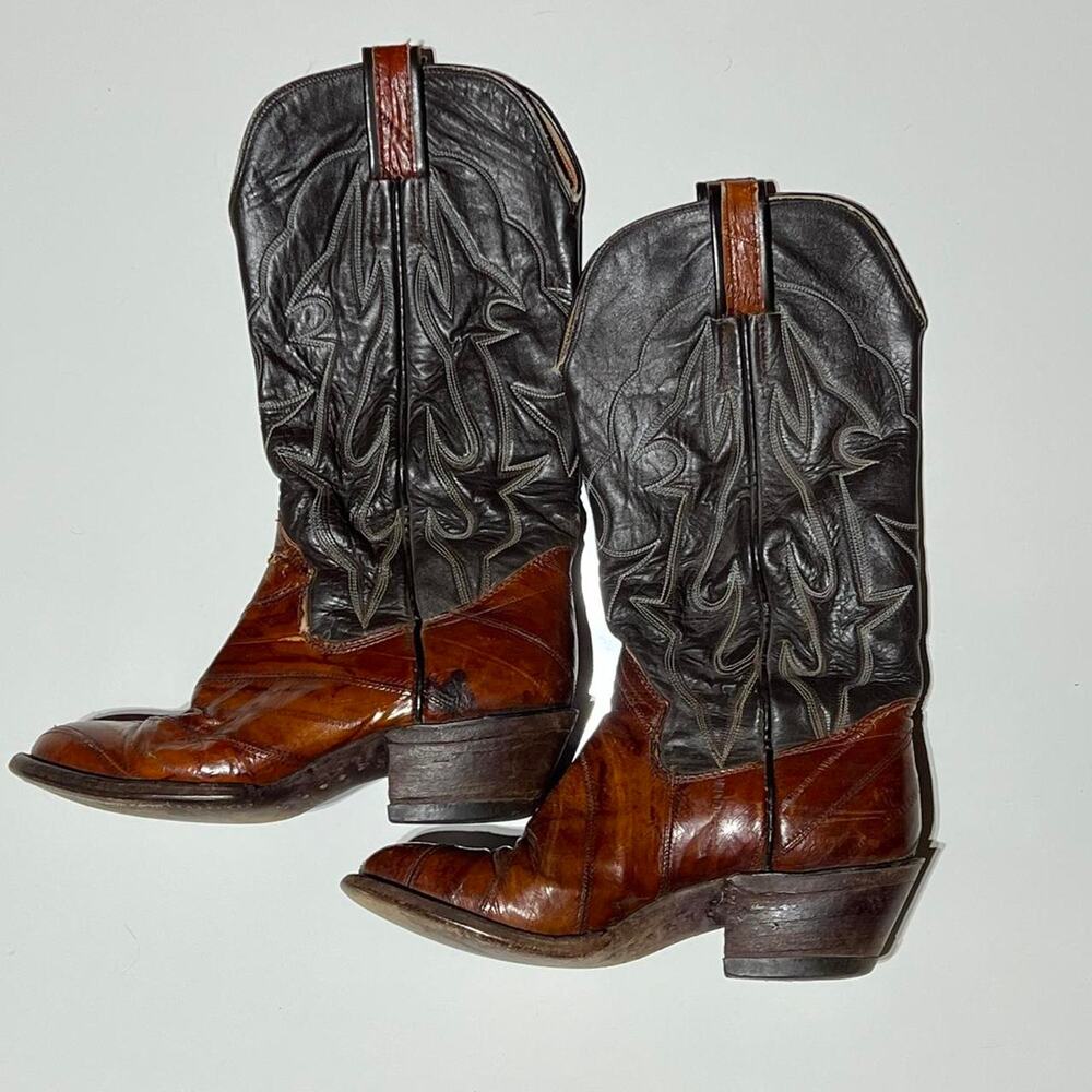 Super rare 50s brown and black cowboy boots
